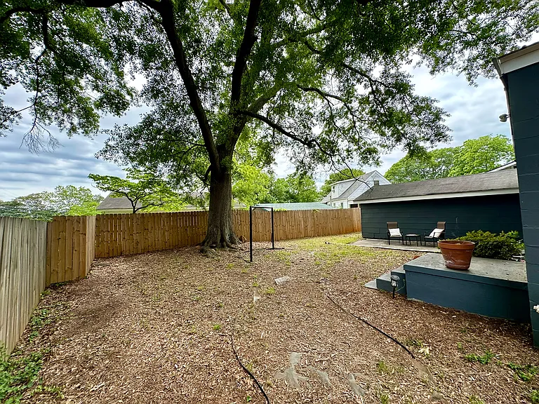 1466 Hardin Ave — Photo 42