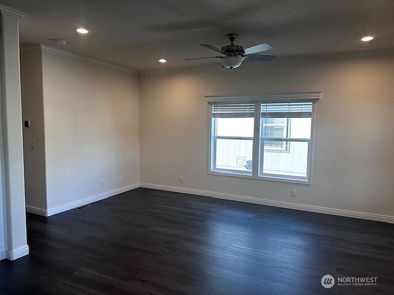 4th image of 2101 324th Street #174