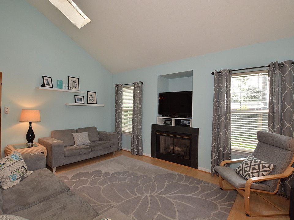 1st image of 1401 Orchard Grove Dr