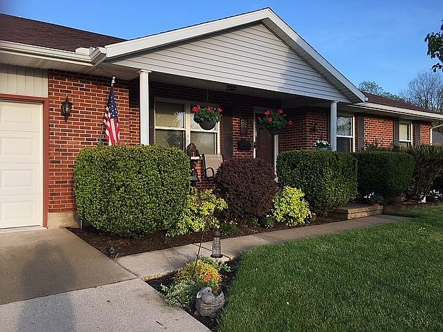 1st image of 1233 Northbrook Ln