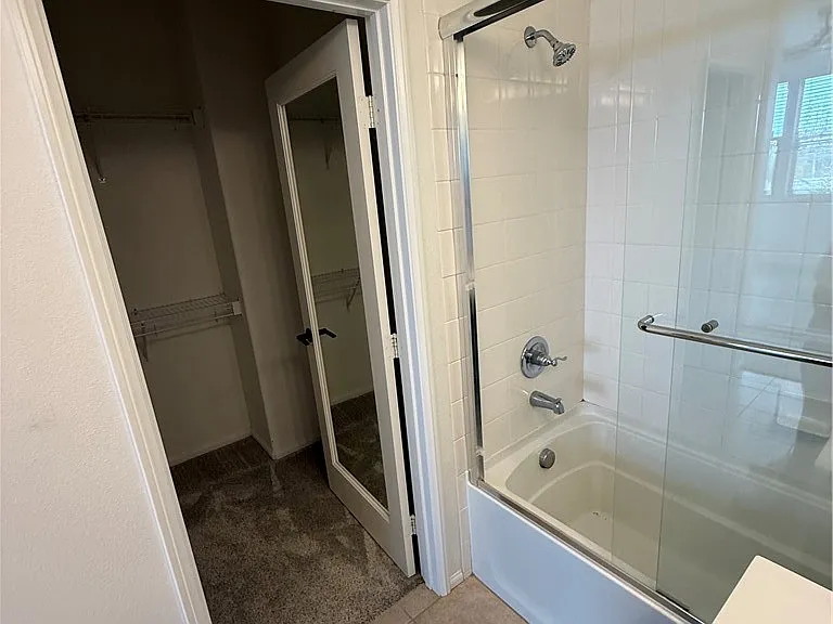 3009 E Pacific Coast Hwy — Photo 20
