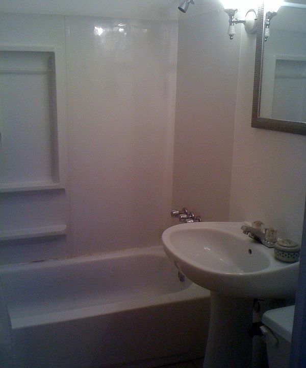 2nd image of 14131 S Saginaw Ave #1
