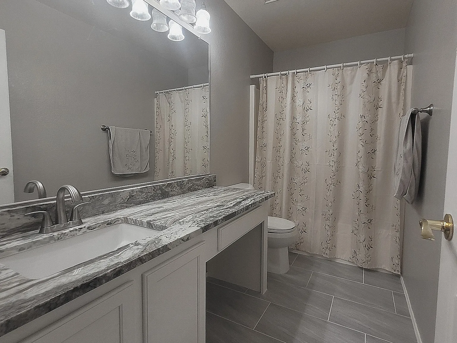 2210 East Paraiso Drive - 1 — Photo 4