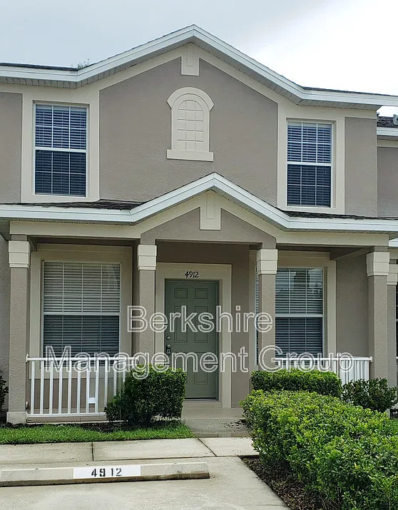 3 bed, 2.5 bath, 1534 sqft, $1,825 — Photo 1