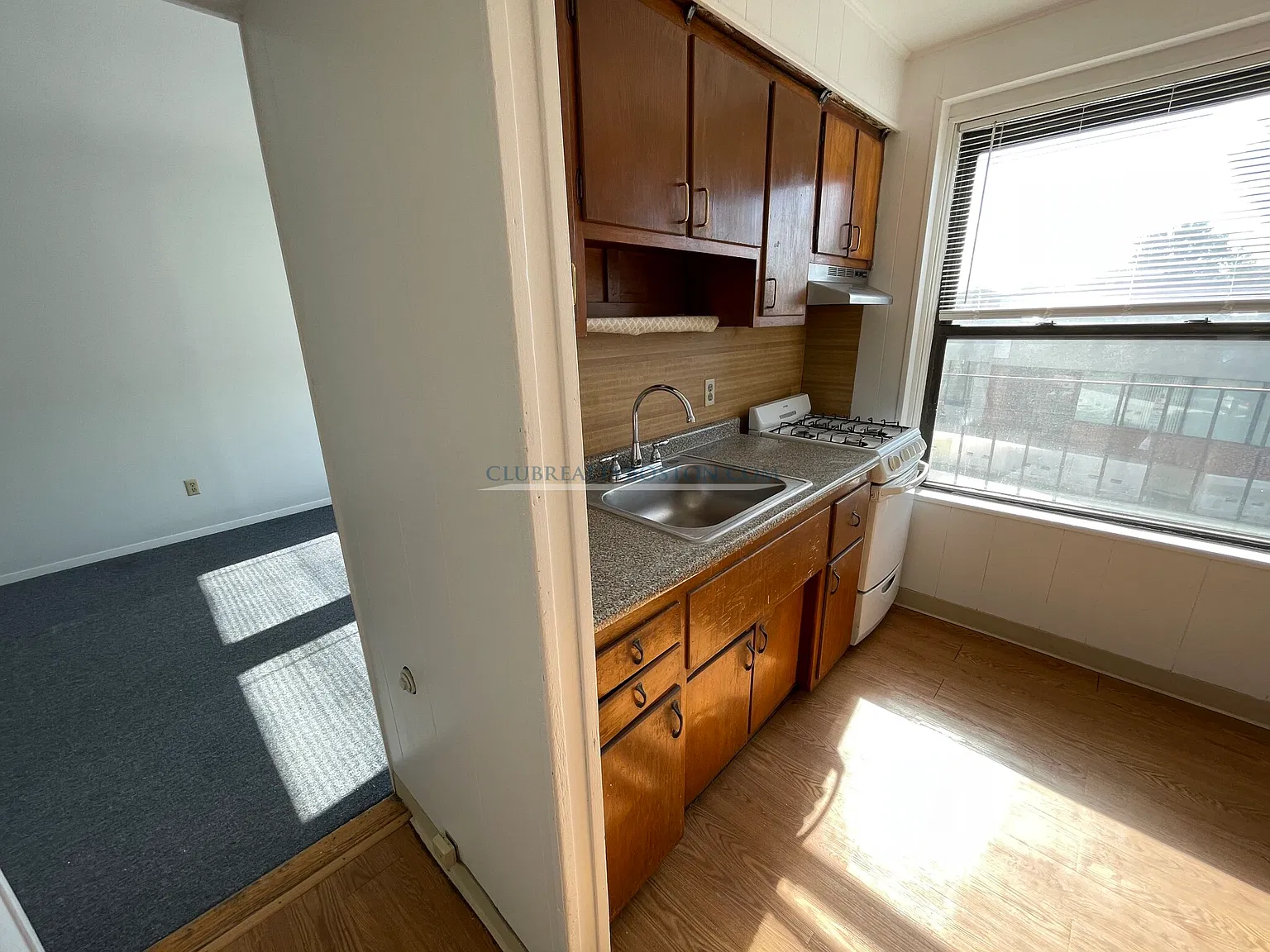 1 bed, 1.0 bath, $1,850 — Photo 2
