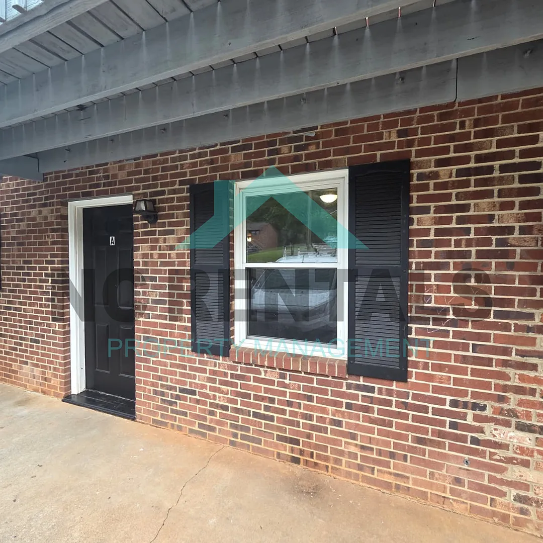 Cozy Living Minutes From Wssu & Downtown Winston-Salem! — Photo 2