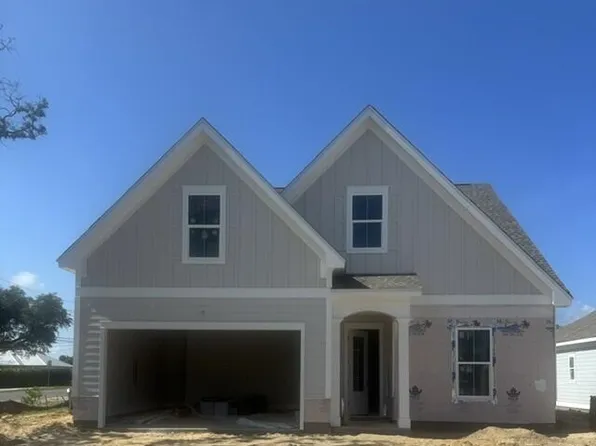 2905 W 27th Ct, Panama City, FL 32405