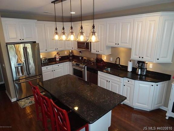 5th image of 2111 Wyeth Way