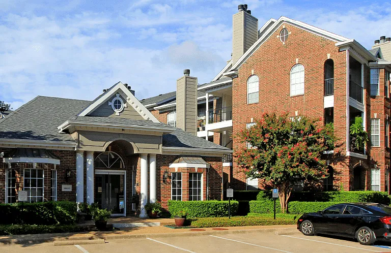 PrestonBridge Apartments — Photo 1