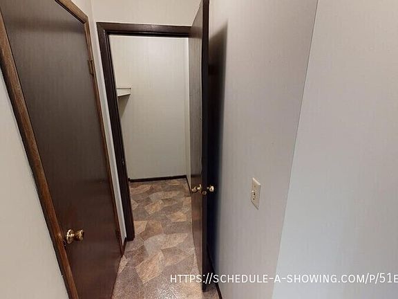 5th image of 405 E Park St #43