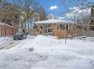 7 Kemano Rd, Aurora, ON L4G2X9