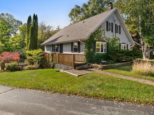 5933 Garden Grove DRIVE, Sheboygan, WI 53081