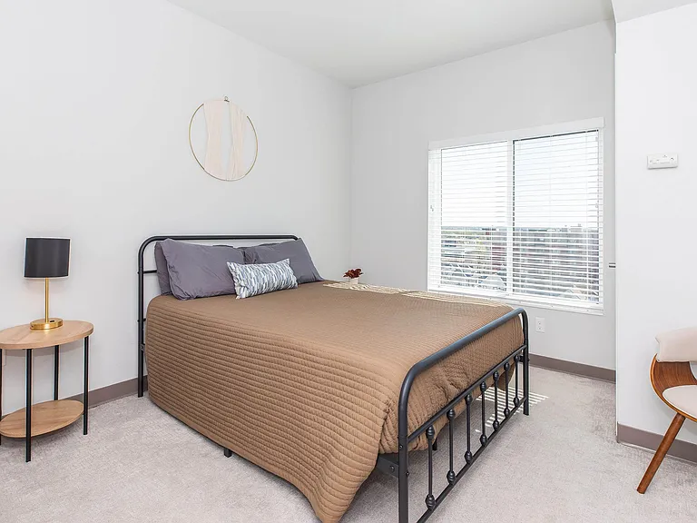 Residence at Discovery Square - 511 3rd Avenue Southwest — Photo 62