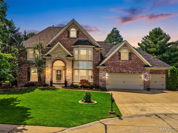 507 Westonridge Ct, Ballwin, MO 63021