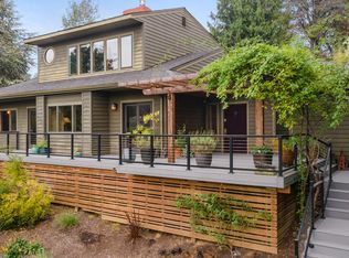 3900 SW Hillsdale Ave, Portland, OR 97239