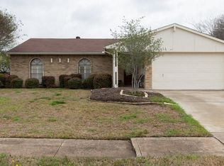 6801 Newcastle Pl, North Richland Hills, TX 76182