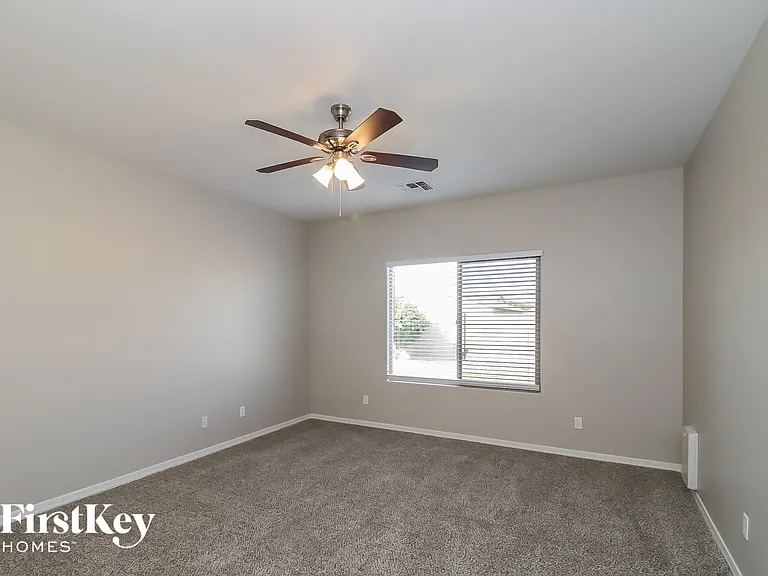 11144 E Sutter Ave — Photo 9