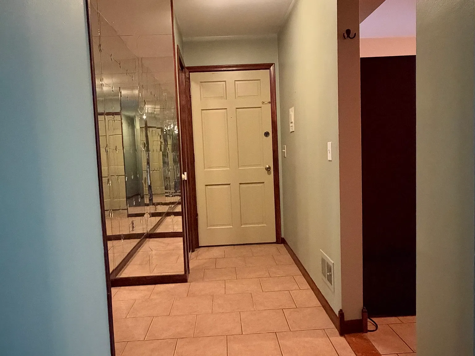 2 bed, 1428 sqft, $1,600 — Photo 4