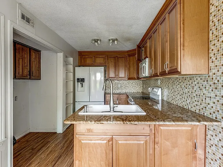 14151 Montfort Dr #335 — Photo 2