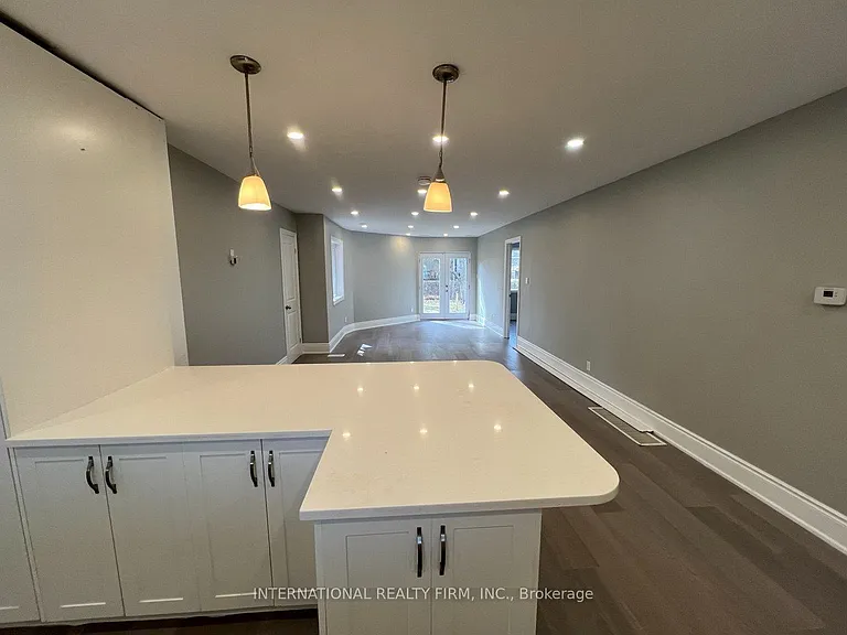 73 Murray Dr #101 — Photo 2