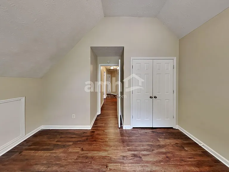 602 Thrasher Ct — Photo 23