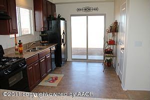 4th image of 1204 Shiraz Blvd