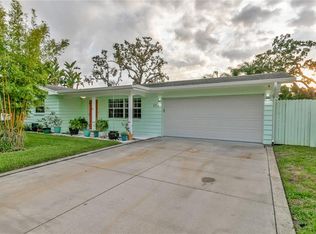 2336 Middlecoff Dr, Dunedin, FL 34698