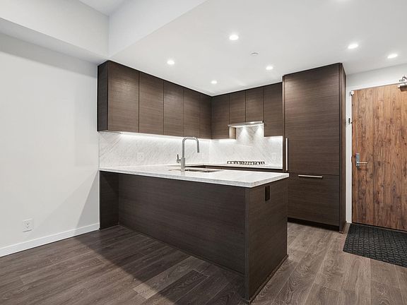 3rd image of 308 Morrissey Rd #103