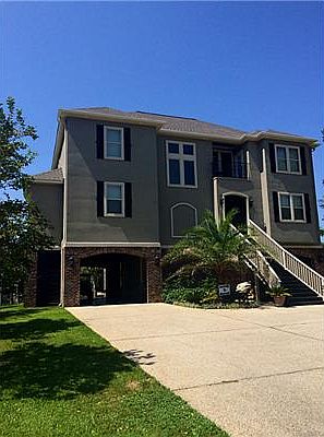 2nd image of 13153 Riverview Cv