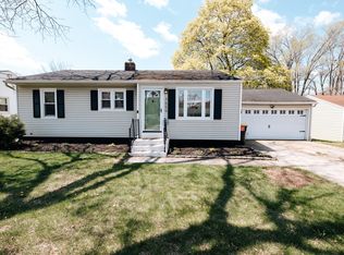 3659 Grape Ave NE, Grand Rapids, MI 49525