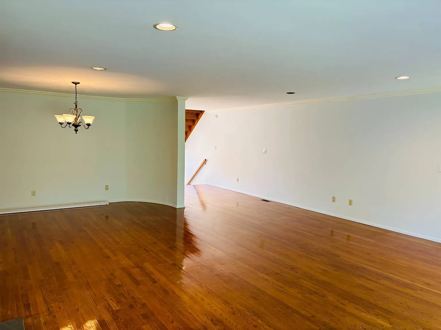 3 bed, 3.5 bath, $6,850 — Photo 3