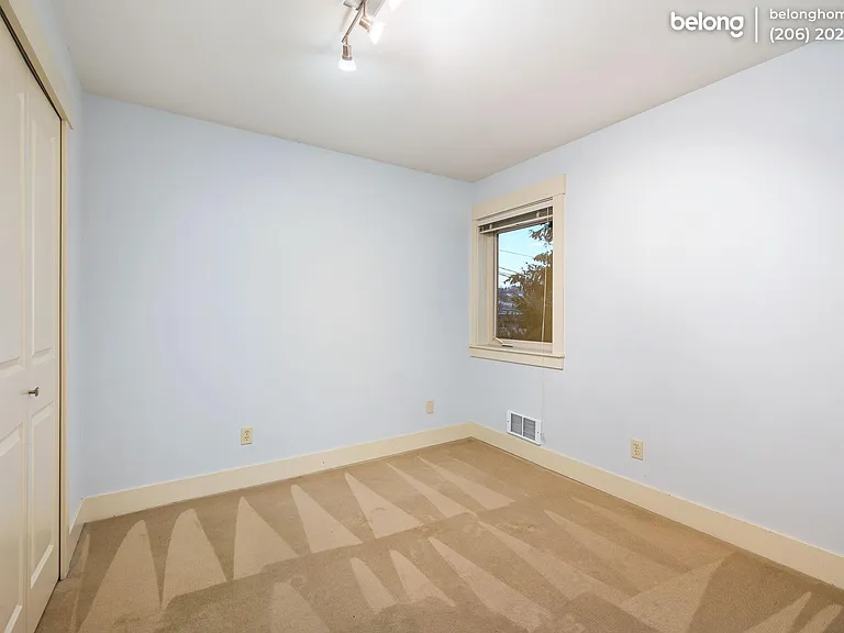 120 NW 39th St #202 — Photo 11