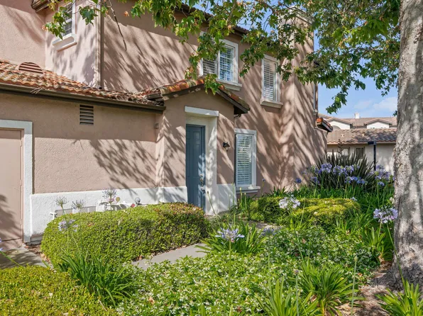 598 Poppyfield Pl, Goleta, CA 93117