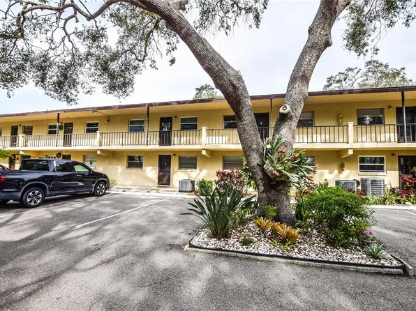 2260 Stickney Point Rd APT 304, Sarasota, FL 34231