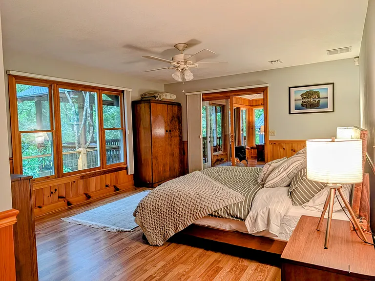 524 Stornoway Dr — Photo 25