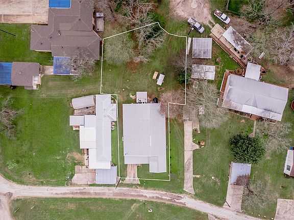 3rd image of 360 Kevin Ln