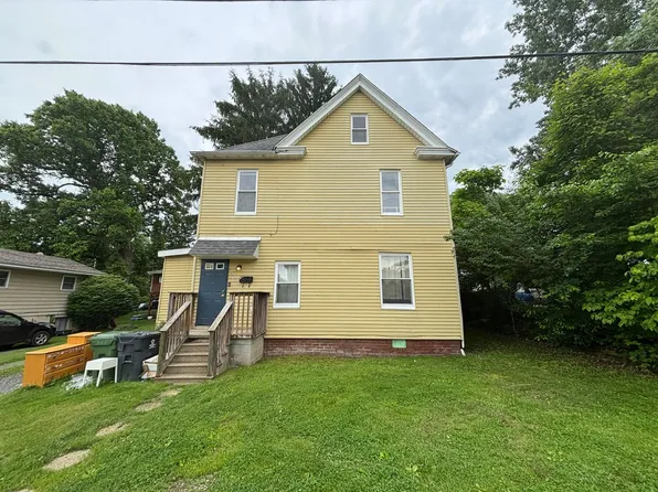 South Park Rental - $900/mo, 200 Gordon St, Morgantown, WV 26501