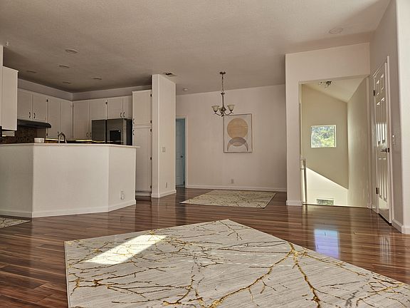 2nd image of 440 Navaro Pl Unit 205