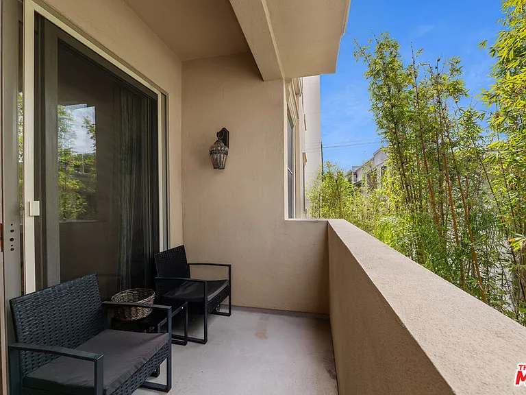 411 N Oakhurst Dr #305 — Photo 21