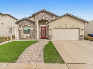 1154 Sylvia Aguilar St, El Paso, TX 79928