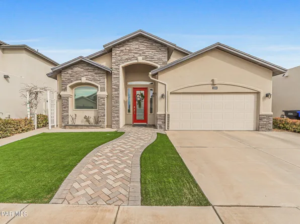 1154 Sylvia Aguilar St, El Paso, TX 79928