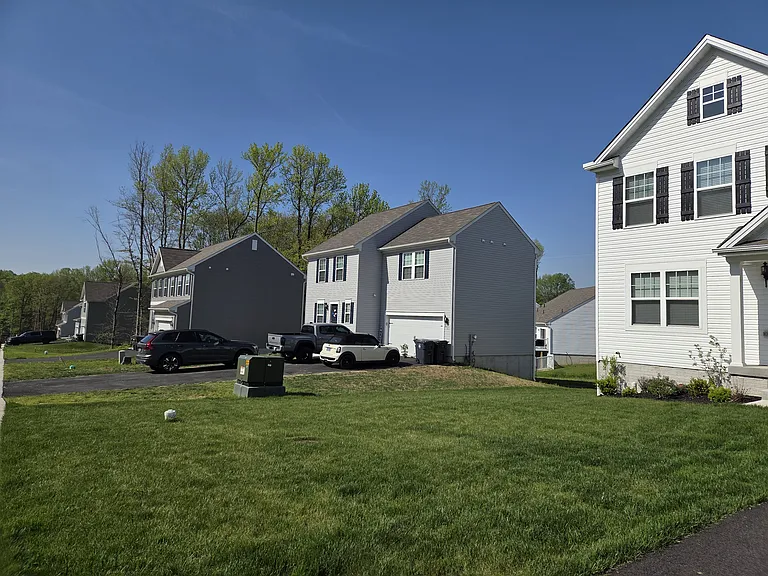 57 Madison Paige Dr — Photo 2