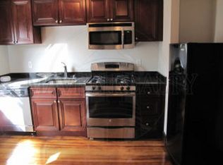 211 Elm St #1, Cambridge, MA 02139