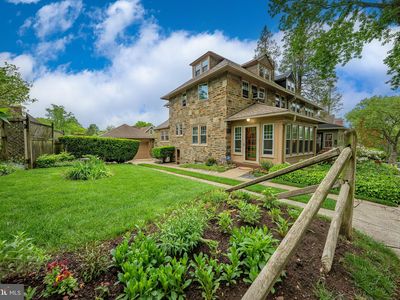 710 Stradone Rd, Bala Cynwyd, PA, 19004