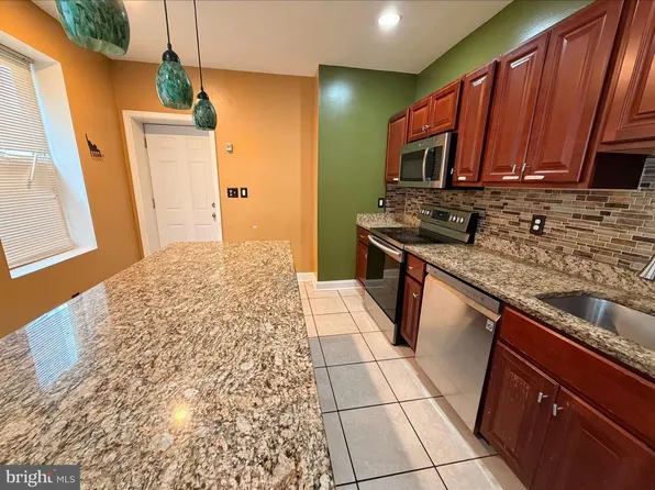 1120 N Eden St, Baltimore, MD 21213