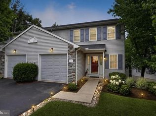 101 Top Land Dr, Lancaster, PA 17601