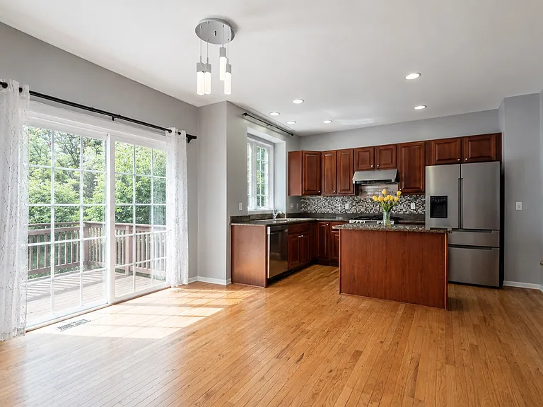 45149 Bartlett Dr — Photo 11