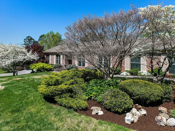 8339 Chadwick Dr, Knoxville, TN 37909