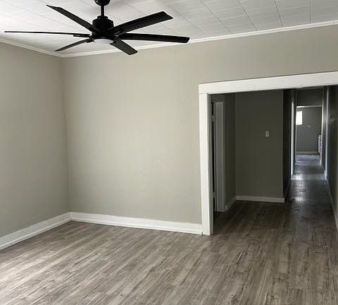 2nd image of 2001 Mangum St #B