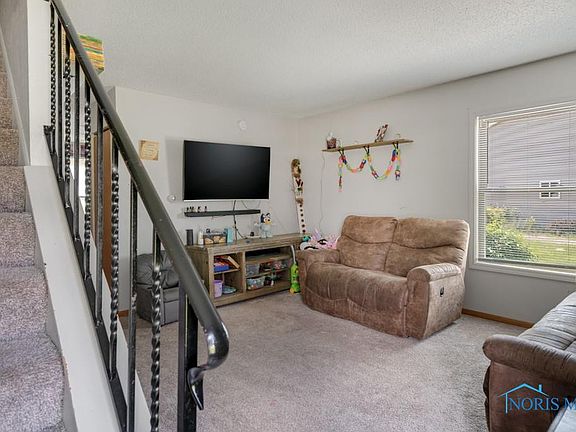 4th image of 1337 Penney Ln